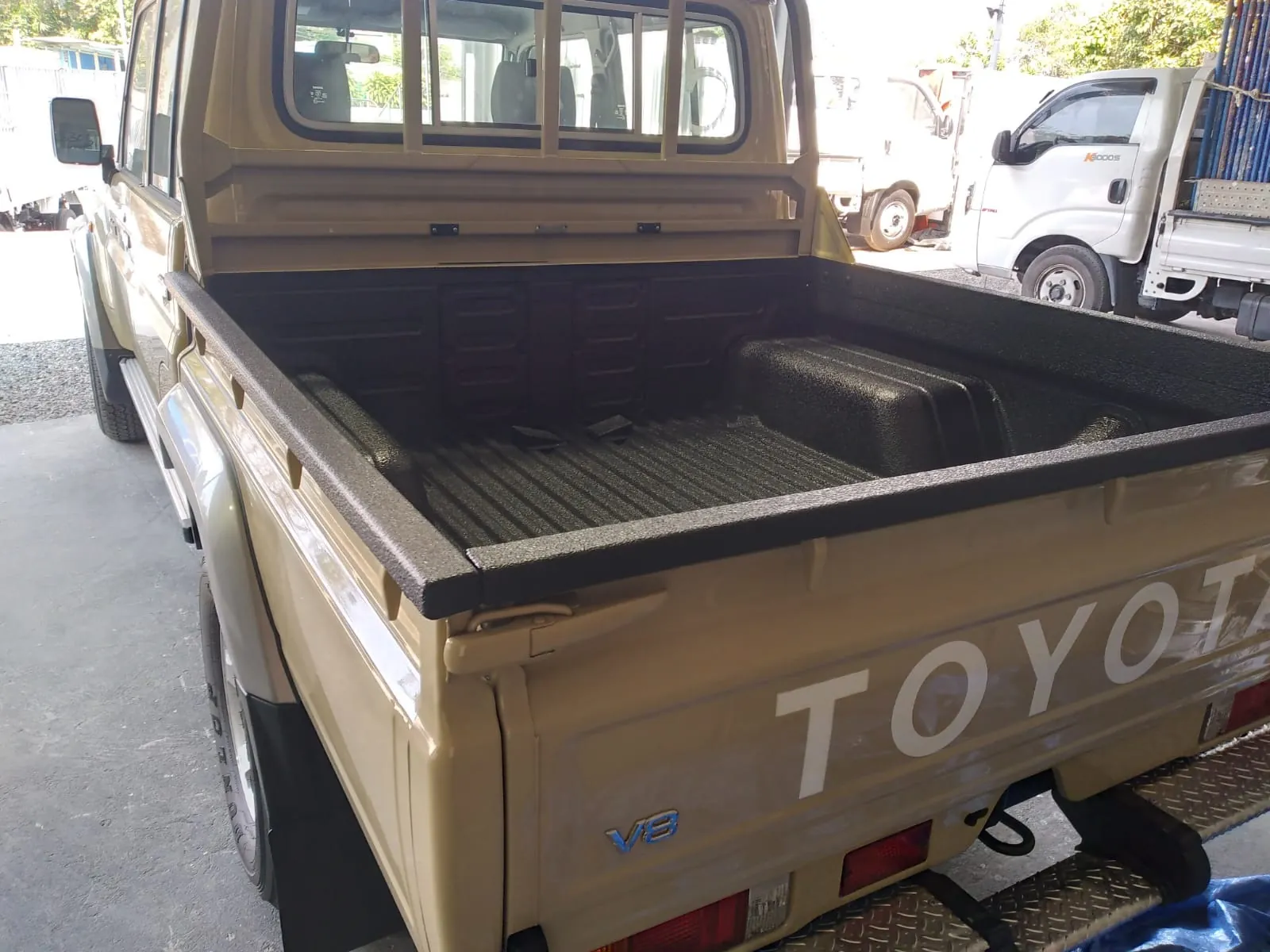 Toyota Land Cruiser pick-up